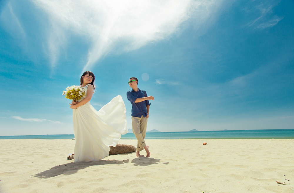 Chụp ảnh cưới đẹp ở Bãi biển Bãi Cháy