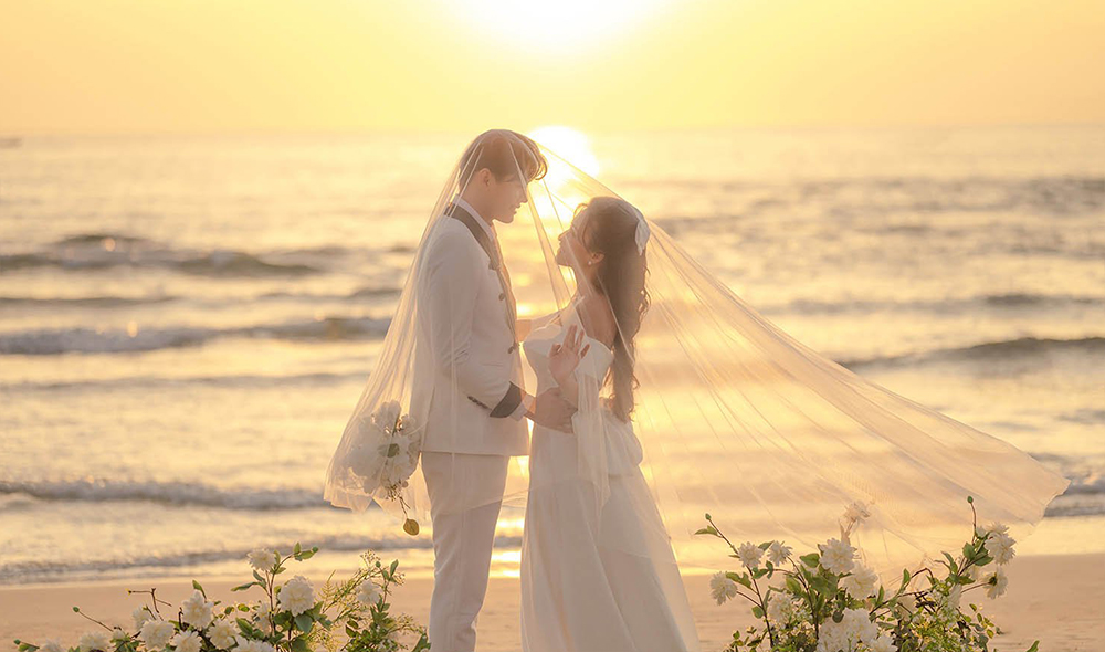 Chụp ảnh cưới đẹp ở bãi dài tại Quảng Ninh