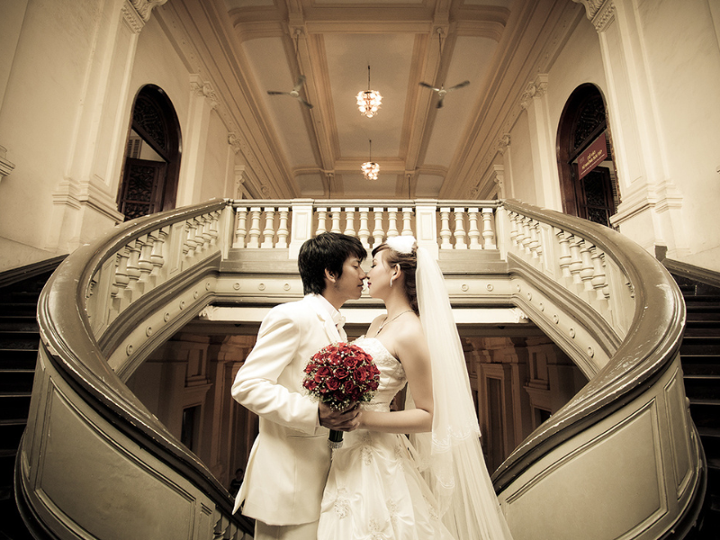 Chụp ảnh cưới ở Bảo tàng tại Hồ Chí Minh