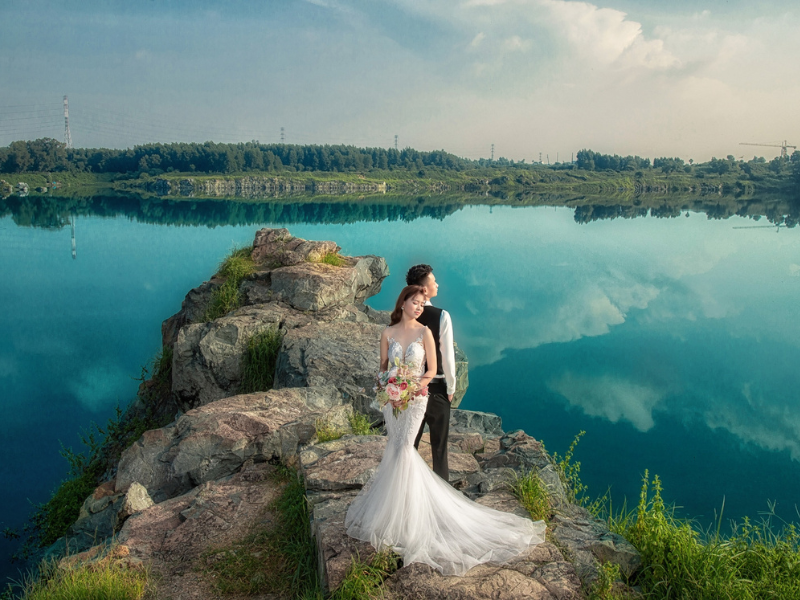 Chụp hình cưới ngoại cảnh tại Hồ Đá mỗi mùa lại mang một dấu ấn rất riêng