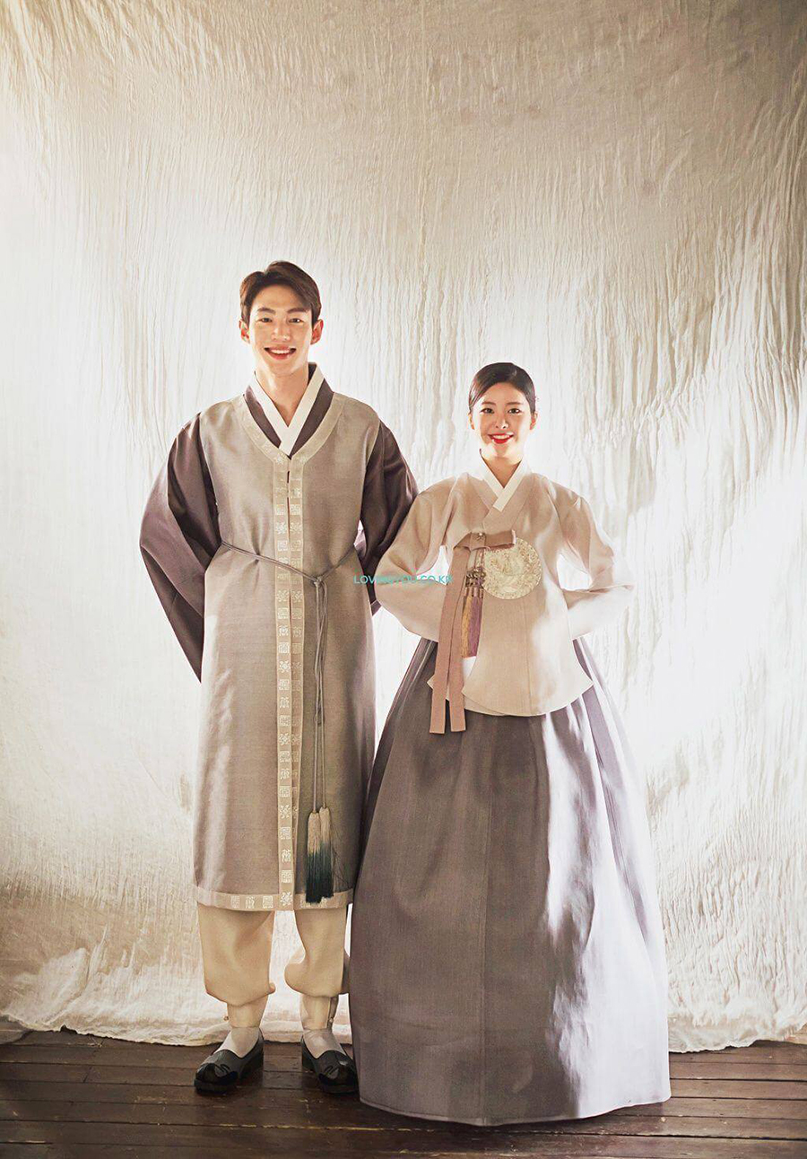 Trang phục áo cưới phong cách Hàn Quốc đơn giản
